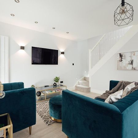 Inviting 2 Bedroom House In Dorking Zewnętrze zdjęcie